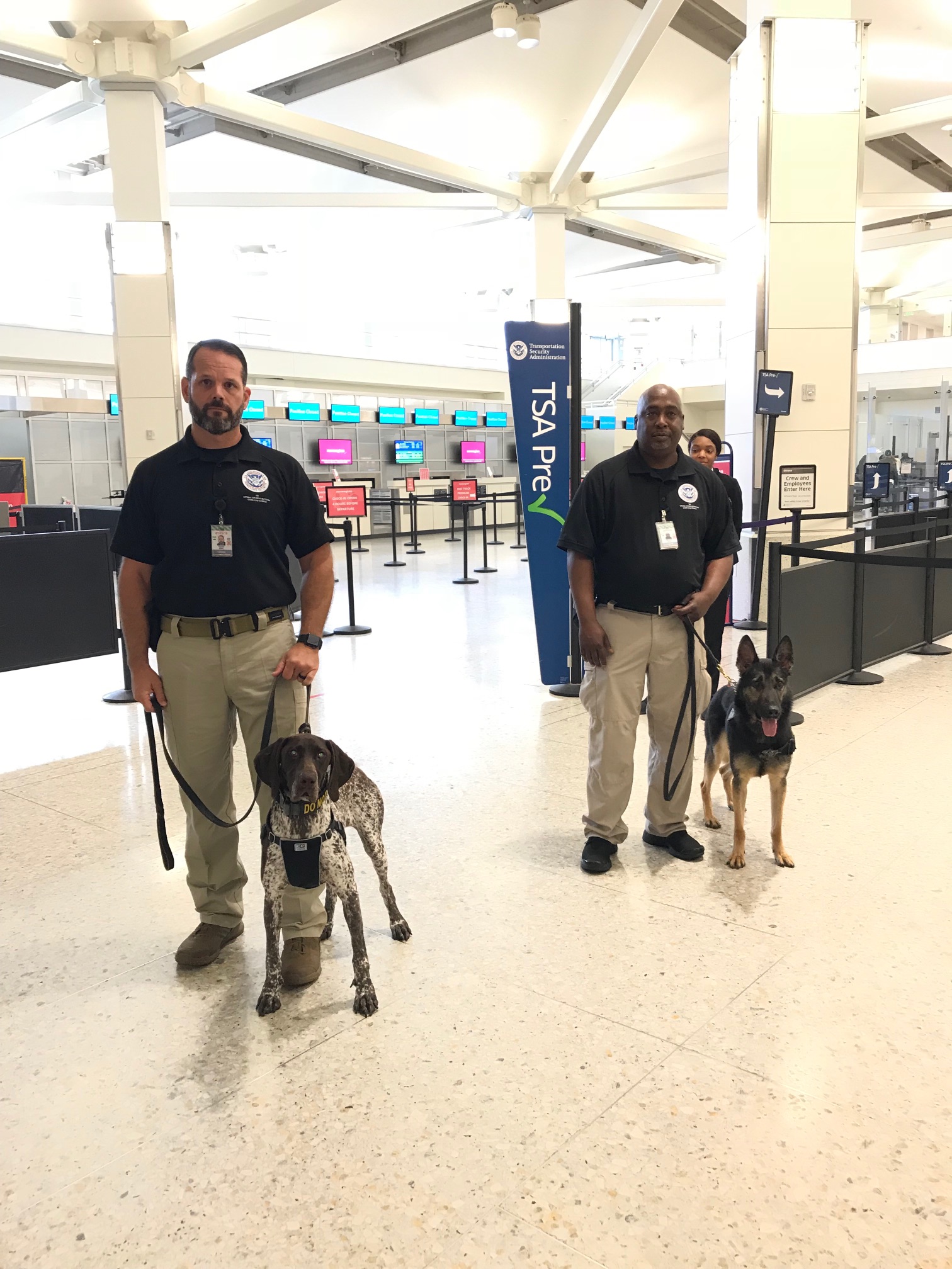 Passenger Screening Canines at Oakland International Airport
