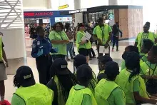 Baltimore youth get full airport, TSA experience