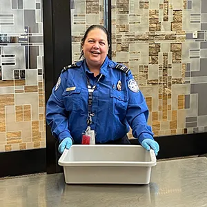 TSA Officer Tracy Kerbs (Scott Tomlin photo)